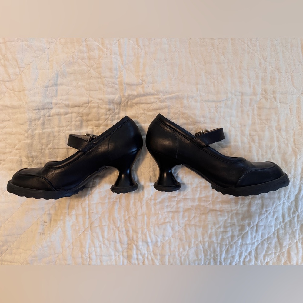 John Fluevog Vintage Mary Jane’s with Buckle - Like New - Picture 5 of 13